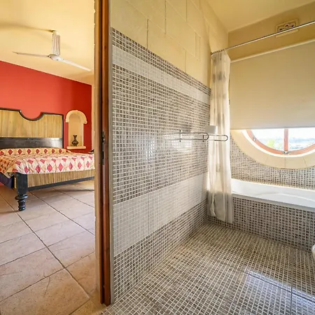 Holiday home 3 Bedroom Farmhouse With Private Pool And Views